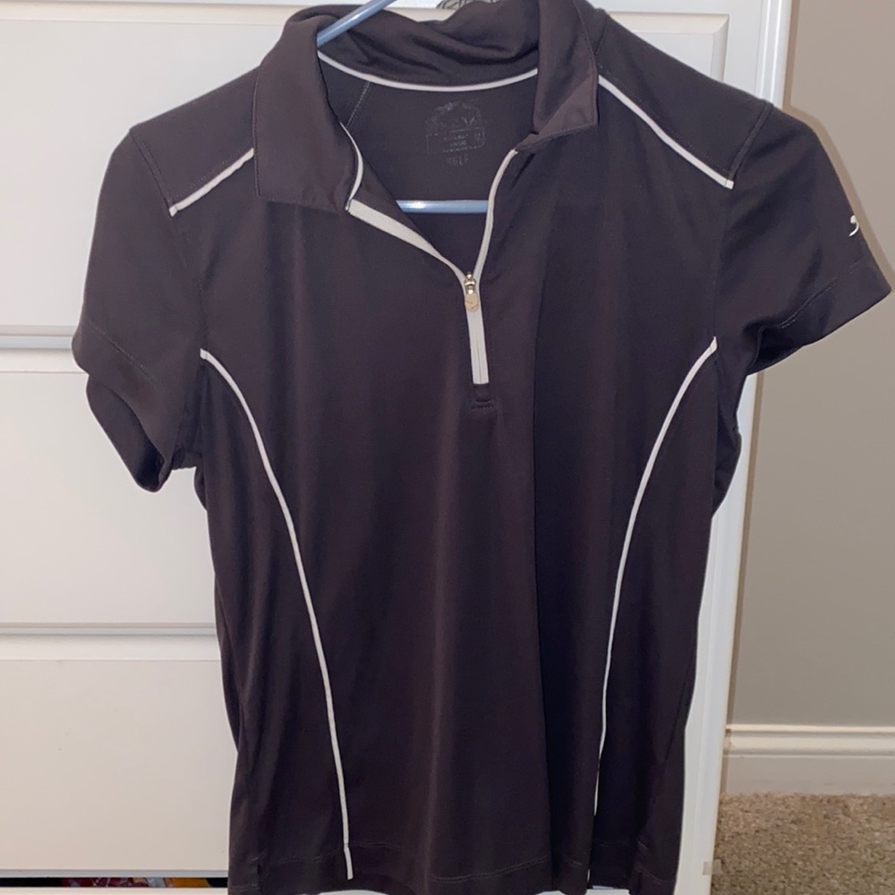 Women’s golf shirt